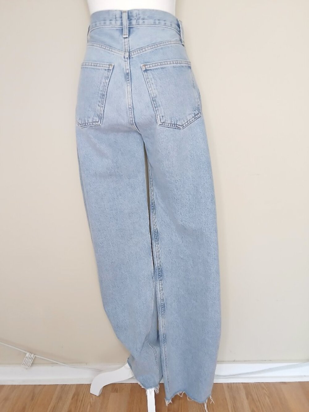 AGOLDE Luna Pieced/High Rise Tapered Jeans Size 24 - Picture 5 of 8